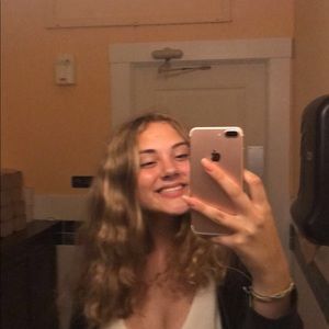 Meet your Posher, Sara